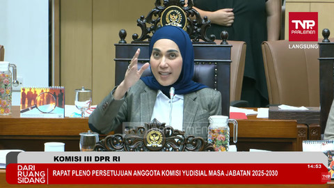 Wakil Ketua Komisi III Sari Yuliati mengikuti rapat pleno persetujuan anggota KY masa jabatan 2025-2030. Foto: YouTube/ TVR Parlemen