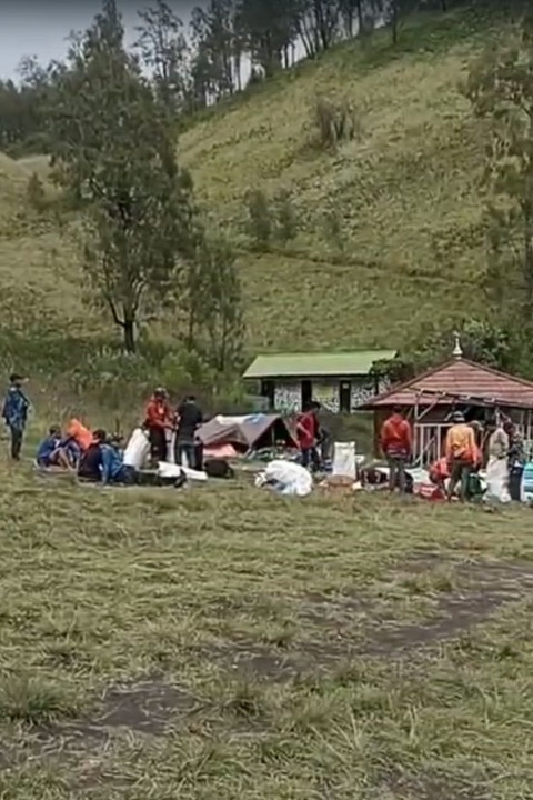 178 Pendaki yang ada di Ranu Kumbolo sudah dievakuasi. Foto: Dok. Pemandu pendakian atau PPGST