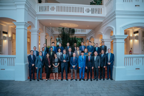 Jokowi menghadiri gala dinner Bloomberg Economy Forum di Singapura. Foto: Kompol Syarif Muhammad Fitriansyah