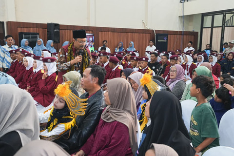Mensos Saifullah Yusuf atau Gus Ipul menghadiri Dialog Kesejahteraan Sosial dan Sekolah Rakyat di Sekolah Rakyat Terintegrasi (SRT) 47 Malang, Kamis (20/11). Foto: Dok Kemensos