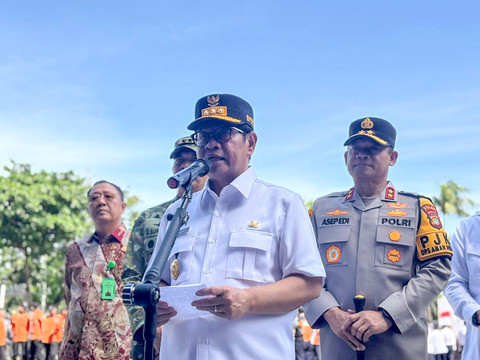 Gubernur DKI Jakarta Pramono Anung saat Apel Jaga Jakarta di Balai Kota, Jakarta Pusat, Jumat (21/11). Foto: Amira Nada Fauziyyah/kumparan