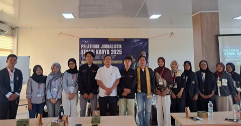 Turun lapangan peliputan jurnalisme advokasi di kota baru | Foto : Ist