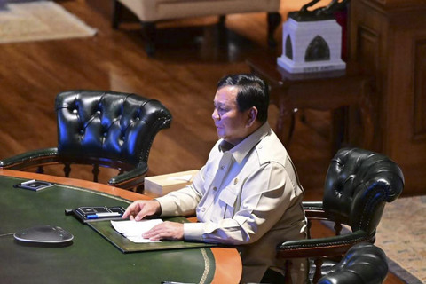 Presiden Republik Indonesia Prabowo Subianto melakukan percakapan melalui konferensi video dengan Perdana Menteri (PM) Inggris Keir Starmer, Sabtu (22/11/2025). Foto: Instagram/ @sekretariat.kabinet