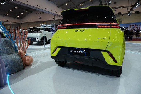 BYD Atto 1 di GJAW 2025. Foto: Syahrul Ghiffari/kumparan