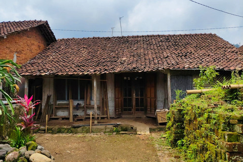 Suasana kediaman Seni di Kedu, Kabupaten Temanggung, Jawa Tengah. Foto: Arfiansyah Panji Purnandaru/kumparan
