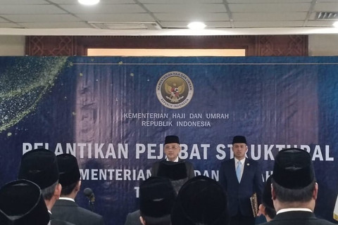 Pelantikan jajaran pejabat struktural Kementerian Haji dan Umrah di Masjid Kementerian Agama, Jakarta Pusat, Rabu (26/11/2025). Foto: Zamachsyari/kumparan
