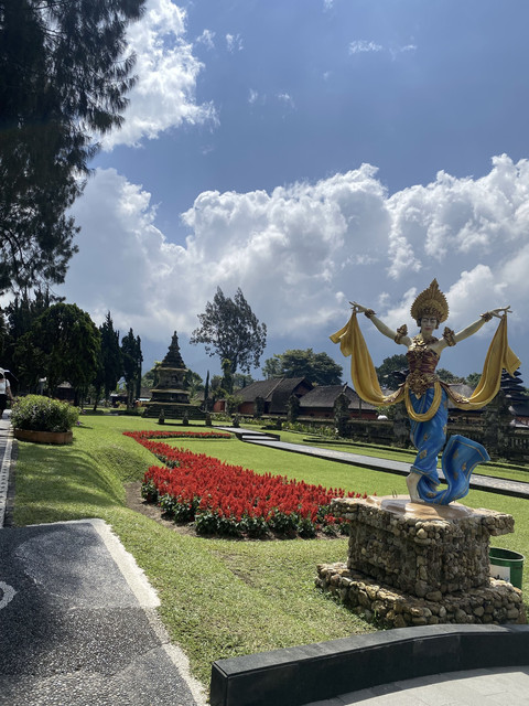 Sumber Foto: Dokumentasi pribadi, Pura Ulun Danu Beratan, Bedugul, Bali