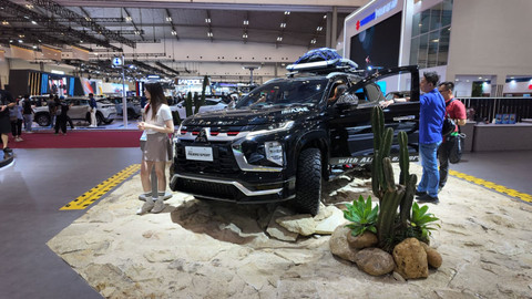 Modifikasi Mitsubishi Pajero di GJAW 2025. Foto: Fitra Andrianto/kumparan