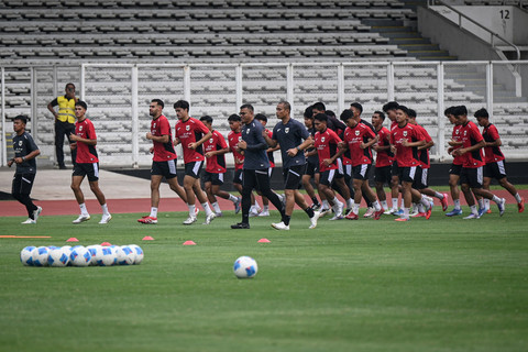 Pemain Timnas Indonesia U-22 mengikuti sesi latihan di Stadion Madya, Kompleks GBK, Senayan, Jakarta, Rabu (26/11/2025). Foto: Fauzan/ANTARA FOTO