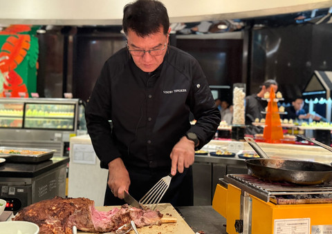 Istimewa, Chef Vindex Sajikan Ragam Kuliner Dunia untuk Warga Surabaya