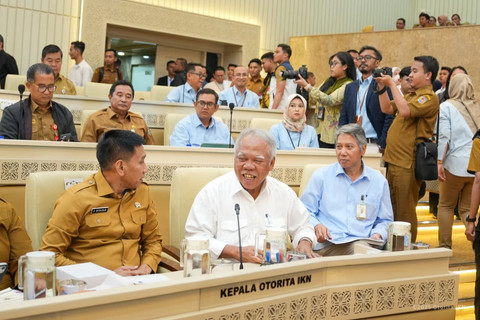 Caption: Otorita Ibu Kota Nusantara (IKN) menghadiri Rapat Kerja dan Rapat Dengar Pendapat bersama Komisi II DPR RI yang digelar di Gedung Nusantara Jakarta pada Selasa (25/11/2025). Dok: Badan Otorita IKN