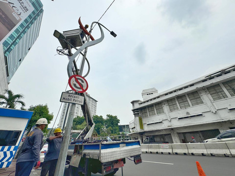 PJU di Surabaya. Foto: Diskominfo Surabaya 