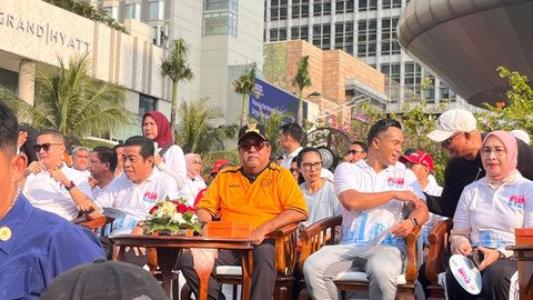 Wakil Gubernur DKI Jakarta Rano Karno menghadiri acara Jaga Jakarta Penuh Warna di CFD Bundaran HI, Jakarta, Minggu (30/11/2025). Foto: Nasywa Athifah/kumparan
