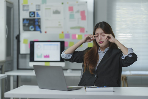 Ilustrasi Perempuan menghadapi tantangan. Foto: Shutterstock