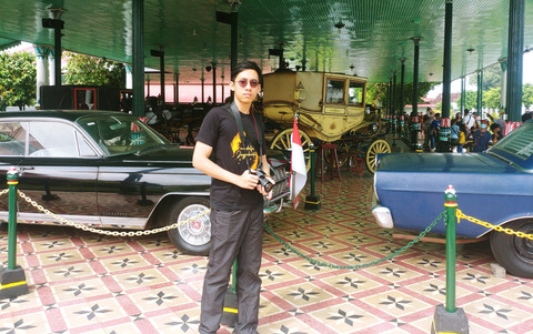 Alat transportasi pada masa kolonial yang disimpan di Museum Kraton Yogyakarta. (Foto: Dokumen Pribadi) 