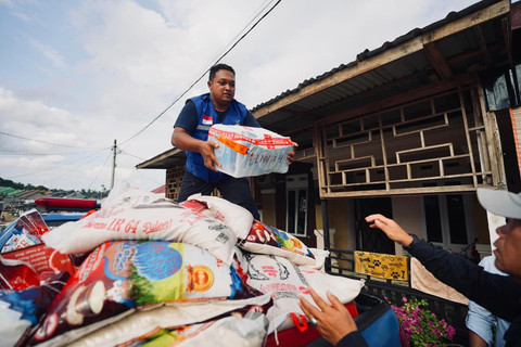 Kemensos mendistribusikan bantuan korban banjir-longsor ke 9 daerah di Aceh. Foto: Kemensos RI