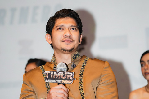Iko Uwais saat Press Screening & Conference Film "Timur" di XXI Epicentrum, Jakarta, Kamis (4/12/2025). Foto: Film Timur