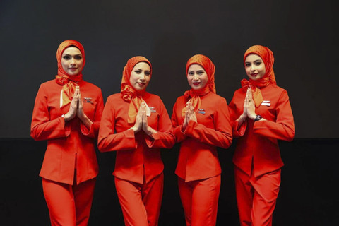 AirAsia izinkan awak kabinnya berhijab. Foto: Dok. AirAsia