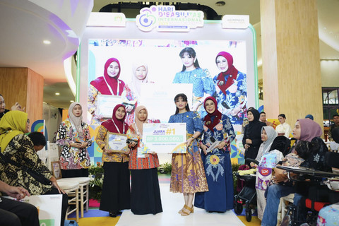 Kemensos menggelar fashion show dengan model dari 12 penyandang disabilitas di Peringatan Hari Disabilitas Internasional 2025 di Mal fx Sudirman, Rabu (4/12/2025). Foto: Dok. Kemensos