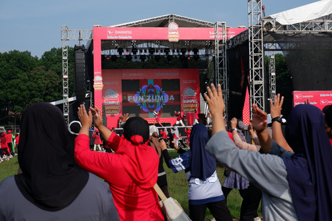 Fun Zumba buka Daihatsu Kumpul Sahabat Malang 2025. Foto: kumparan