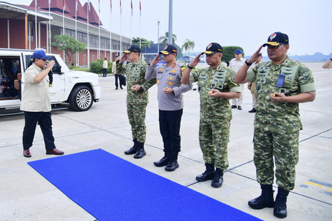 Presiden Prabowo Subianto bertolak menuju Provinsi Aceh untuk meninjau langsung penanganan bencana alam yang melanda sejumlah wilayah di tanah rencong untuk kedua kalinya, Minggu (7/12/2025). Foto: Dok. Biro Pers Sekretariat Presiden