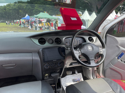 Daihatsu YRV milik Khoirul Anwar asal Malang yang tampil di Daihatsu Kumpul Sahabat Malang 2025. Foto: Sena Pratama/kumparan