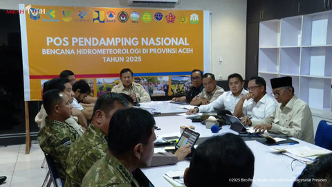 Presiden Prabowo Subianto di Pangkalan Udara Sultan Iskandar Muda, Aceh Besar, Minggu (7/12/2025). Foto: YouTube/ Sekretariat Presiden