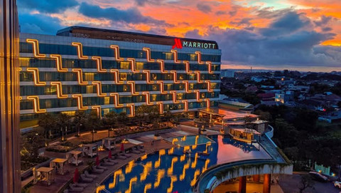 Landscape gedung Yogyakarta Marriott Hotel yang berlokasi di Ring Road Utara, Condongcatur, Sleman, Daerah Istimewa Yogyakarta (DIY). Foto: Dok. Yogyakarta Marriott Hotel
