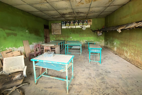 Kondisi SD Negeri 057239 Sekoci, Bestiang, Langkat, Sumatera Utara, Selasa (9/12/2025). Foto: Fadjar Hadi/kumparan