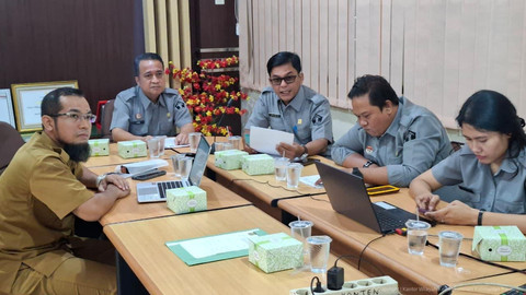 Kantor Wilayah Kementerian Hukum Kalimantan Barat menggelar rapat Pengharmonisasian, Pembulatan, dan Pemantapan Konsepsi terhadap Rancangan Peraturan Wali Kota Singkawang. Foto: Dok. Kanwil Kemenkum Kalbar