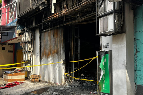 Kondisi usai kebakaran gedung Terra Drone di Cempaka Baru, Kemayoran, Jakarta Pusat, Rabu (10/12/2025). Foto: Rayyan Farhansyah/kumparan