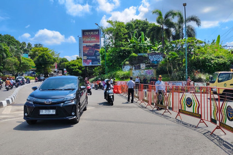 Suasana penutupan Jembatan Kewek, Kota Yogyakarta, Rabu (10/12/2025). Foto: Arfiansyah Panji Purnandaru/kumparan
