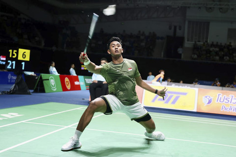 Alwi Farhan saat membela Indonesia di SEA Games 2025 yang digelar di Thailand. Foto: Dok. PBSI