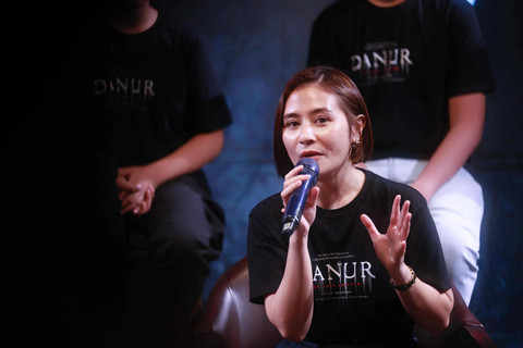 Artis Prilly Latuconsina saat konferensi pers film Danur The Last Chapter di kawasan Kuningan, Jakarta, Rabu, (10/12/2026). Foto: Agus Apriyanto
