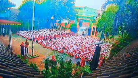 Rekaman CCTV saat mobil pengangkut MBG tabrak siswa-guru di SDN Kalibaru 01 Pagi. Foto: Dok. Istimewa