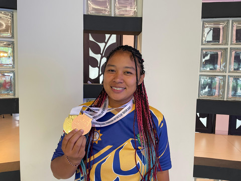 Devi Astrianti, atlet panahan yang bertanding di MilkLife Archery Challenge KEJURNAS Antar Club 2025. Foto: Antika Fahira/kumparan