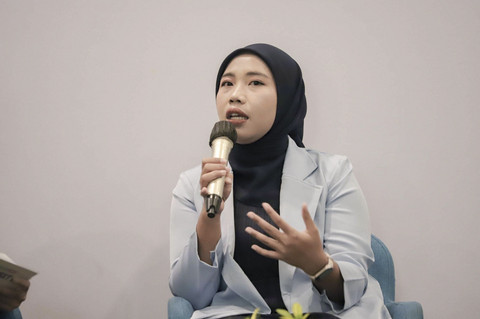 Market Nutritionist Nestle Indonesia Yunita Purnama Sari, kumparanMOM Mom's Meet Up bersama Nestle, Rabu (10/12/2025). Foto: Dok. kumparan