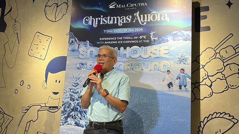 General Manager Mall Ciputra Ferry Irianto dalam acara konferensi pers Christmas Aurora di Mall Ciputra Jakarta pada Jumat (12/12/2025). Foto: Gitario Vista Inasis/kumparan