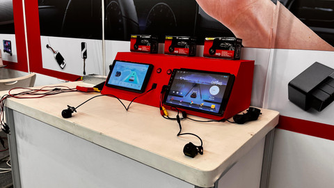 Produk aftermarket asal China di pameran CIAAF 2025 di ICE BSD, Tangerang. dok. kumparan