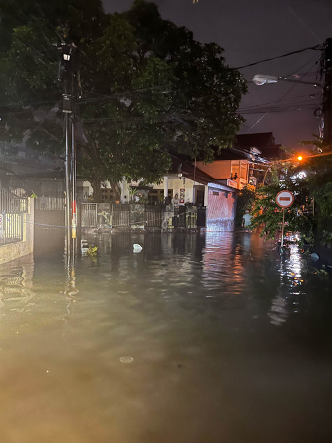 Banjir melanda wilayah Bali pada Sabtu (13/12/2025) dini hari. Foto: Dok. BPBD Bali