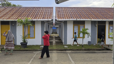 Warga terdampak bencana di Sumbar menempati huntara di Kampung Nelayan, Kelurahan Lubuk Buaya, Kecamatan Koto Tengah. Foto: Dok. Bakom RI