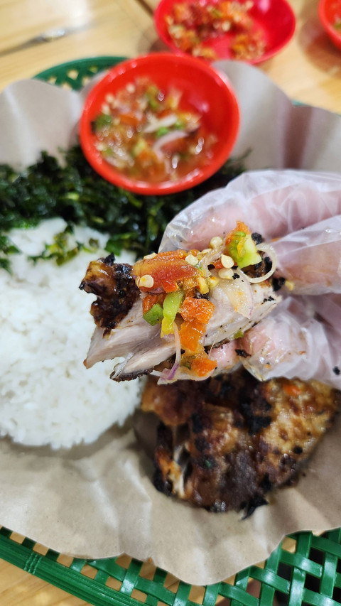 Rahang tuna Depot Tunas Mekar, Condongcatur, Sleman, Yogyakarta. Foto: Azalia Amadea/Kumparan