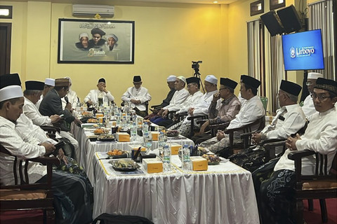 Pertemuan NU di Ponpes Lirboyo, Kamis (25/12/2025). Terlihat Ma'ruf Amin, Miftachul Akhyar, hingga Yahya Cholil Staquf. Foto: Dok. Istimewa