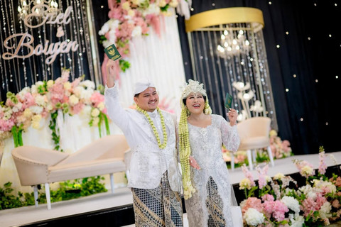 Pernikahan Boiyen dan Suami. Foto: Instagram/@boiyenpesek