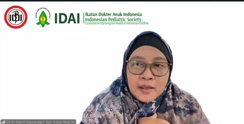 Dokter Spesialis Anak sekaligus Anggota Unit Kerja Koordinasi (UKK) Respirologi IDAI, Dr. dr. Nastiti Kaswandani, Sp.A, Subsp Respi(K), dalam acara webinar bersama IDAI, Senin (29/12/2025). Foto: Dok. Istimewa