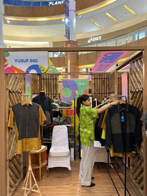 Busana muslim YUSUF.IND berhasil tembus pasar internasional berkat mengikuti Rumah BUMN Jakarta. Foto: Dok. BRI