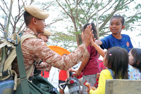 Kloter pertama Praja Institut Pemerintahan Dalam Negeri (IPDN) di Pusat Pemerintahan Kabupaten Aceh Tamiang, Aceh, Sabtu (3/1/2026). Foto: Dok. Pupen Kemendagri