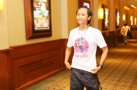 Fajar Sadboy saat launching poster film Paylater di Plaza Senayan, Jakarta, Selasa, (6/01/2026). Foto: Agus Apriyanto