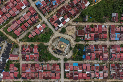 Foto udara deretan unit rumah pada salah satu perumahan subsidi di Kecamatan Kambu, Kendari, Sulawesi Tenggara, Jumat (9/1/2026). Foto: ANTARA FOTO/Andry Denisah