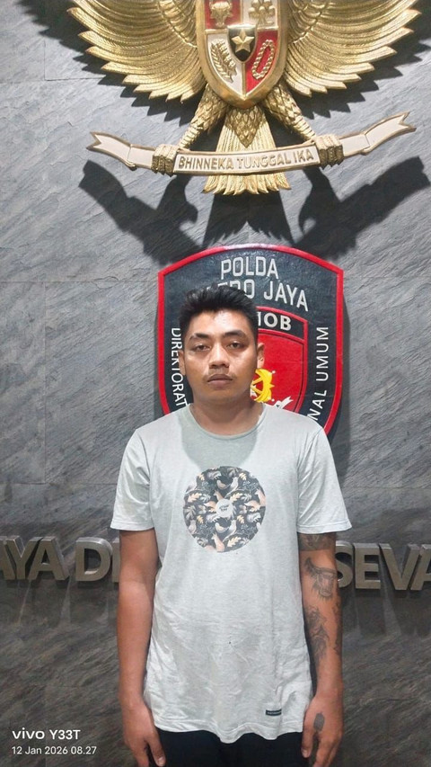 Tampang Ahmad Riansyah, pelaku pembunuhan yang juga suami siri dari SM, terapis spa yang ditemukan tewas di dalam kamar kos di Bekasi. Foto: Dok. Istimewa